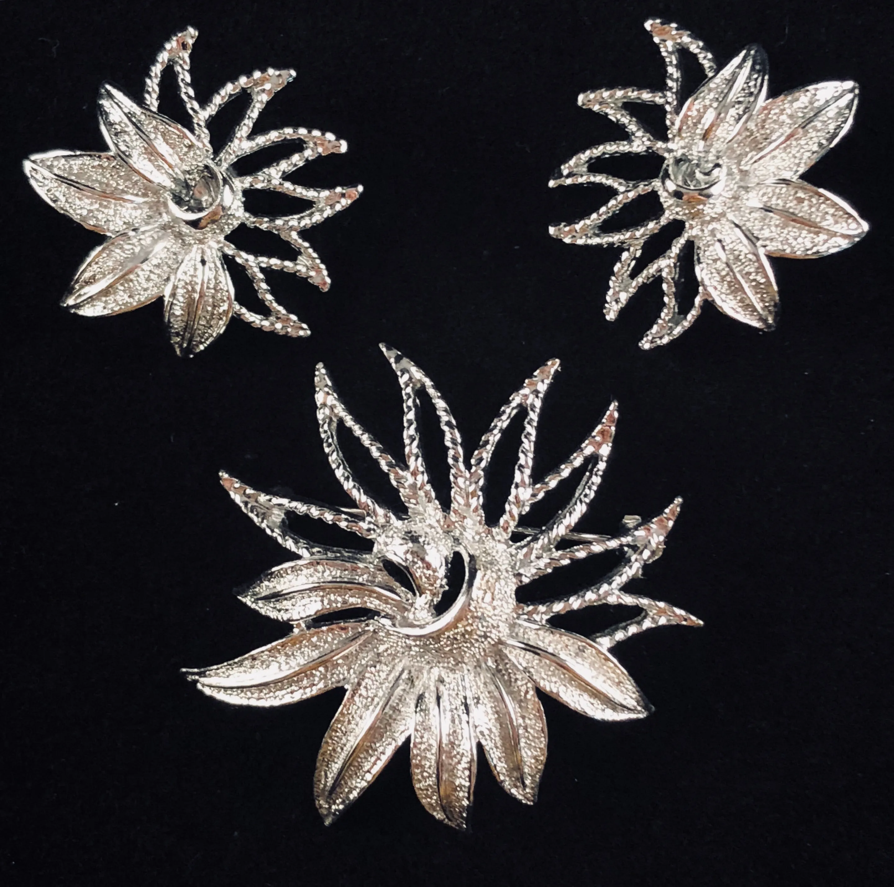 1969 Sarah Coventry Demi-Flower Brooch & Earrings