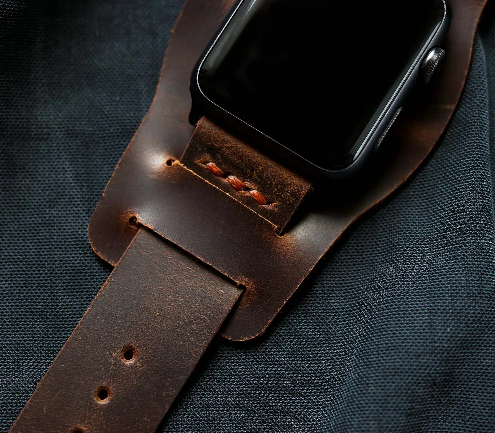 Apple Watch Minimal Bund Strap - Antique Brown