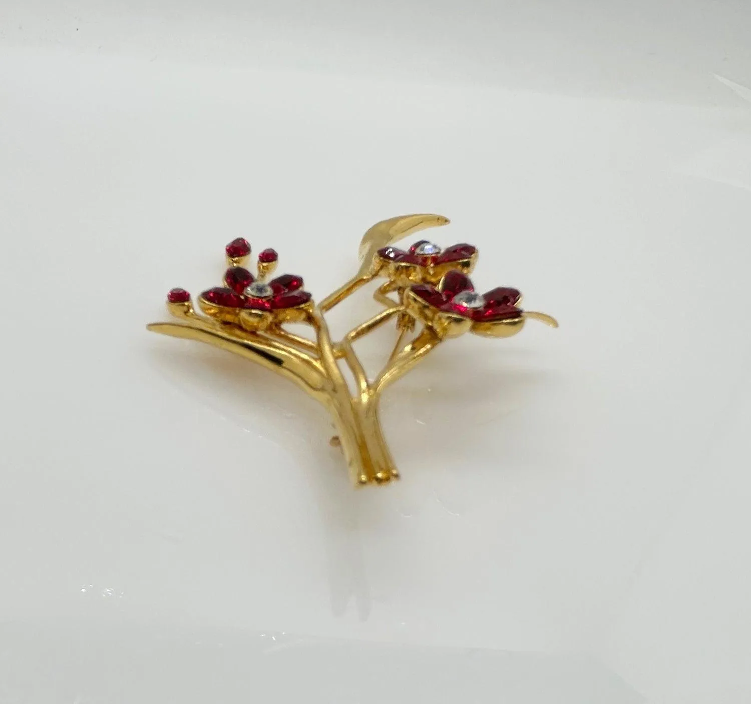 Classic Vintage Floral Brooch with Rich Red Stones