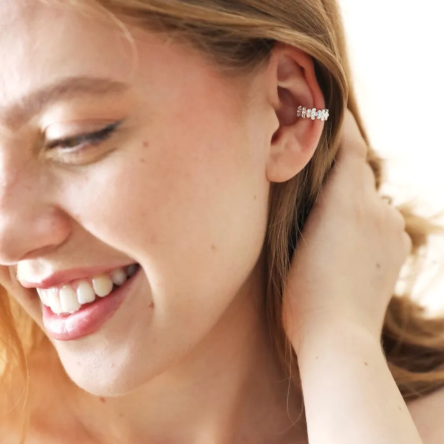 Daisy Chain Ear Cuff in Silver 13753