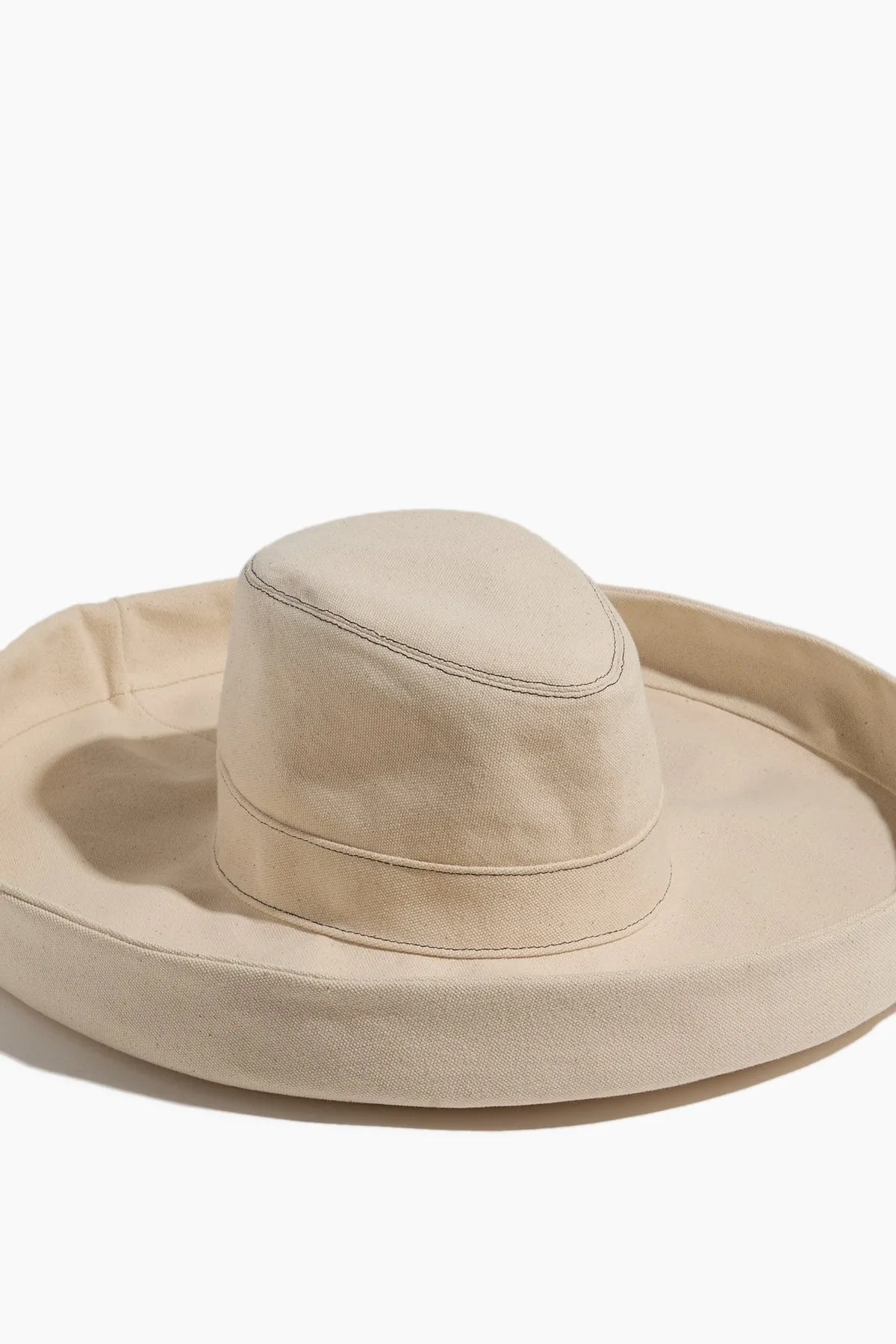 Leigh Hat in Canvas