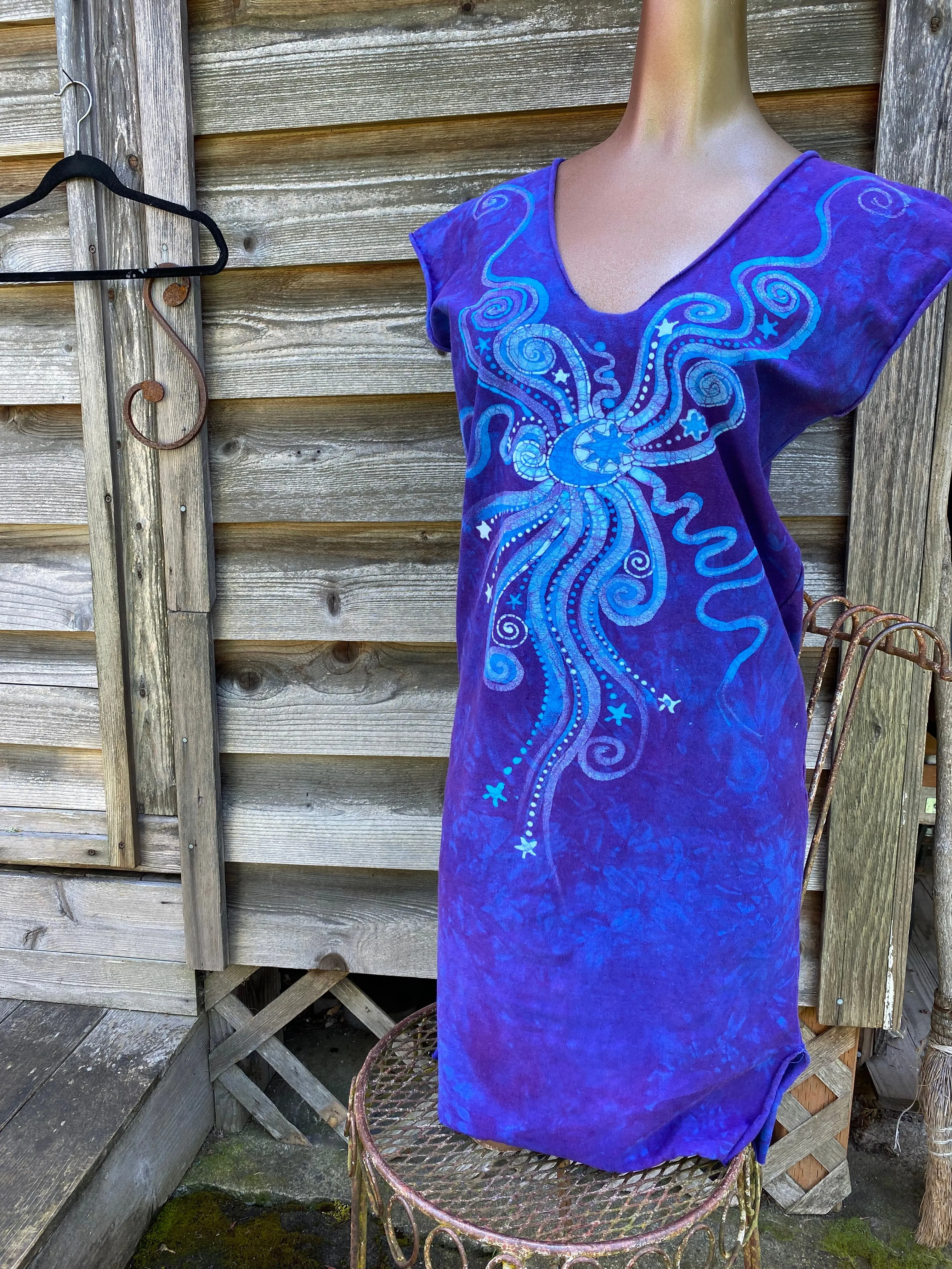 Purple Rays of Swirling Moonbeams Stretchy Hemp Tube Dress