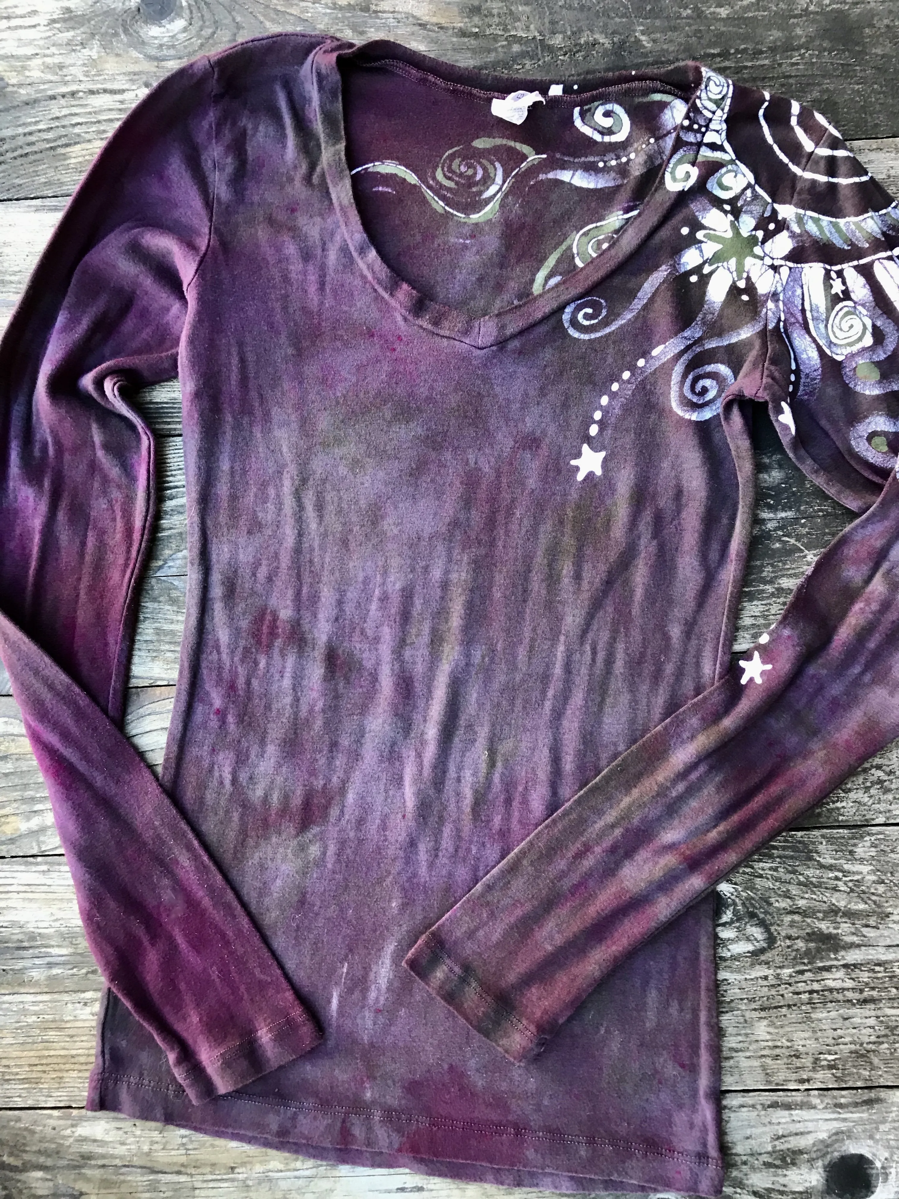 Sage and Mulberry Circle Of Life Long Sleeve Vneck Tee