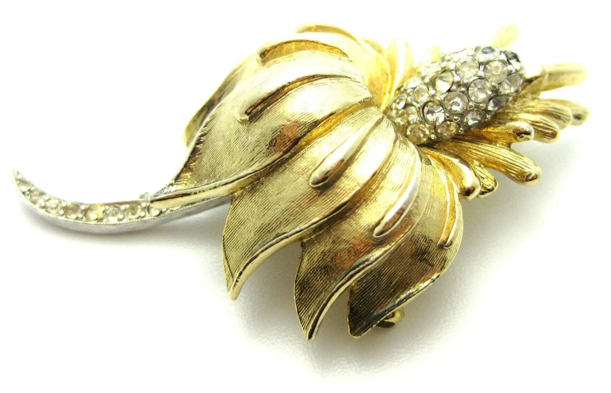 Vintage 1950s Mode-Art Flower & Diamante Designer Brooch